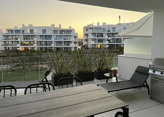 New Apartment In Higueron West